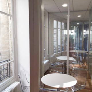 Bureau privé 25 m² 6 postes Location bureau Rue du Renard Paris 75004 - photo 6